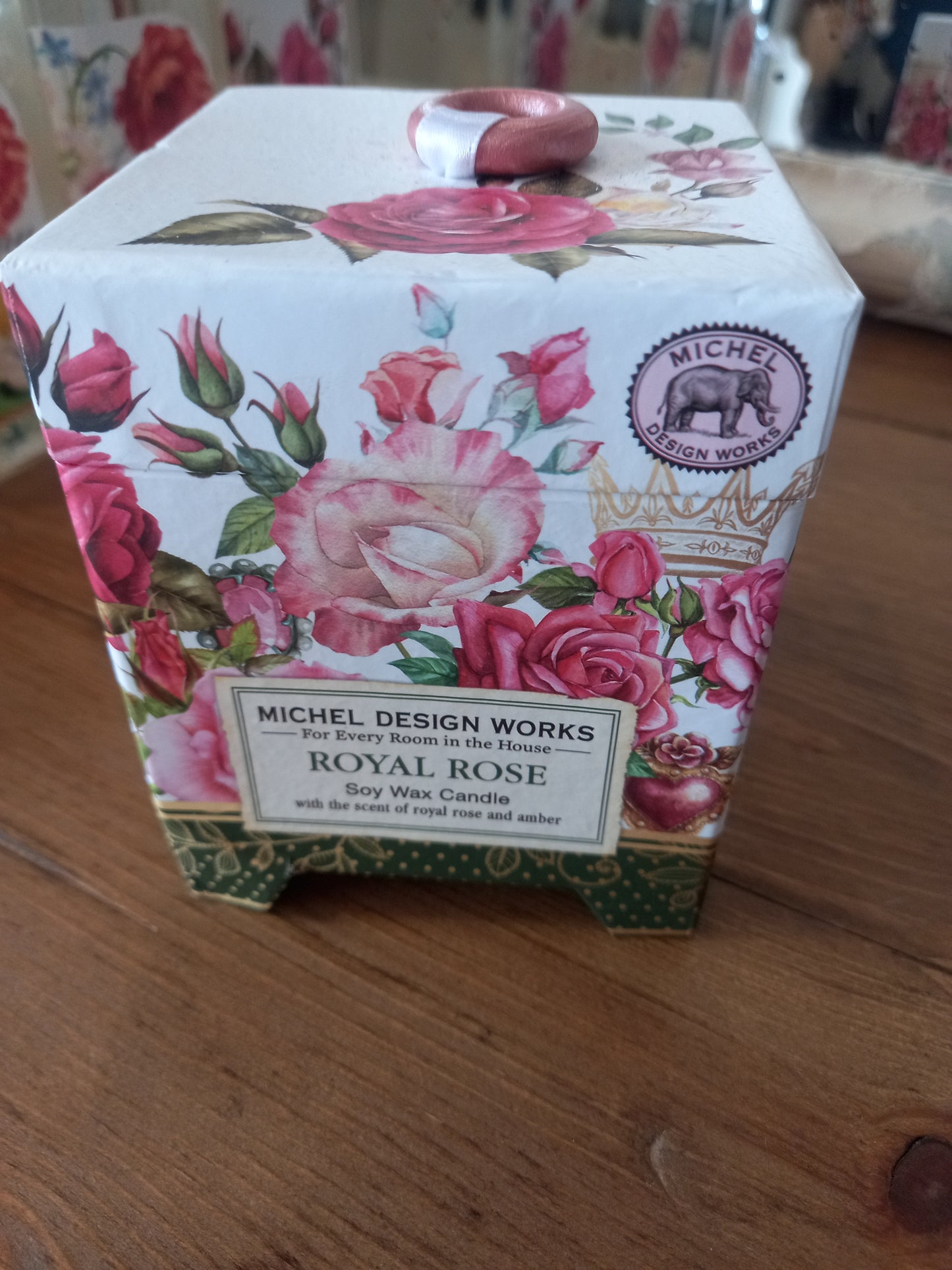 Michel Design Royal Rose Candle